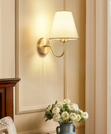 LumaFabrica – Nordic Wandlamp met Stoffen Lampenkap