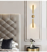 LustraVogue Aura – Luxe Moderne Wandlamp met Glazen Kap
