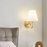 LumaFabrica – Nordic Wandlamp met Stoffen Lampenkap