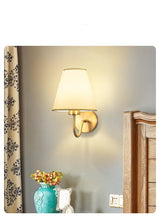LumaFabrica – Nordic Wandlamp met Stoffen Lampenkap