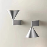 LumoCone Italiaanse Minimalistische Wandlamp